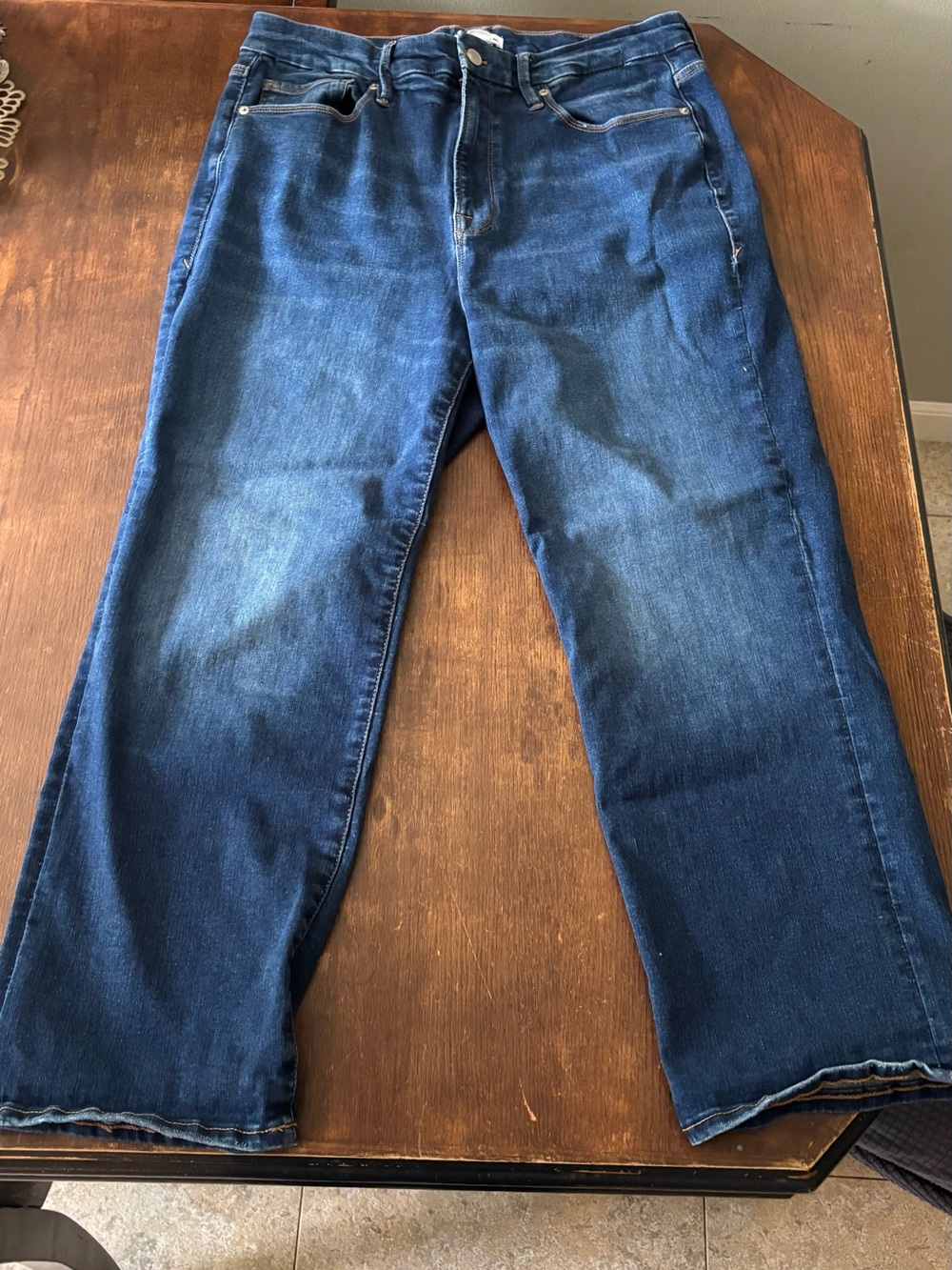 Good American Always Fits 14-18 Bootcut Jeans in Dark Blue Wash